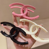 Fashionable fuchsia crab pin, hairgrip, shark, simple and elegant design, Chanel style