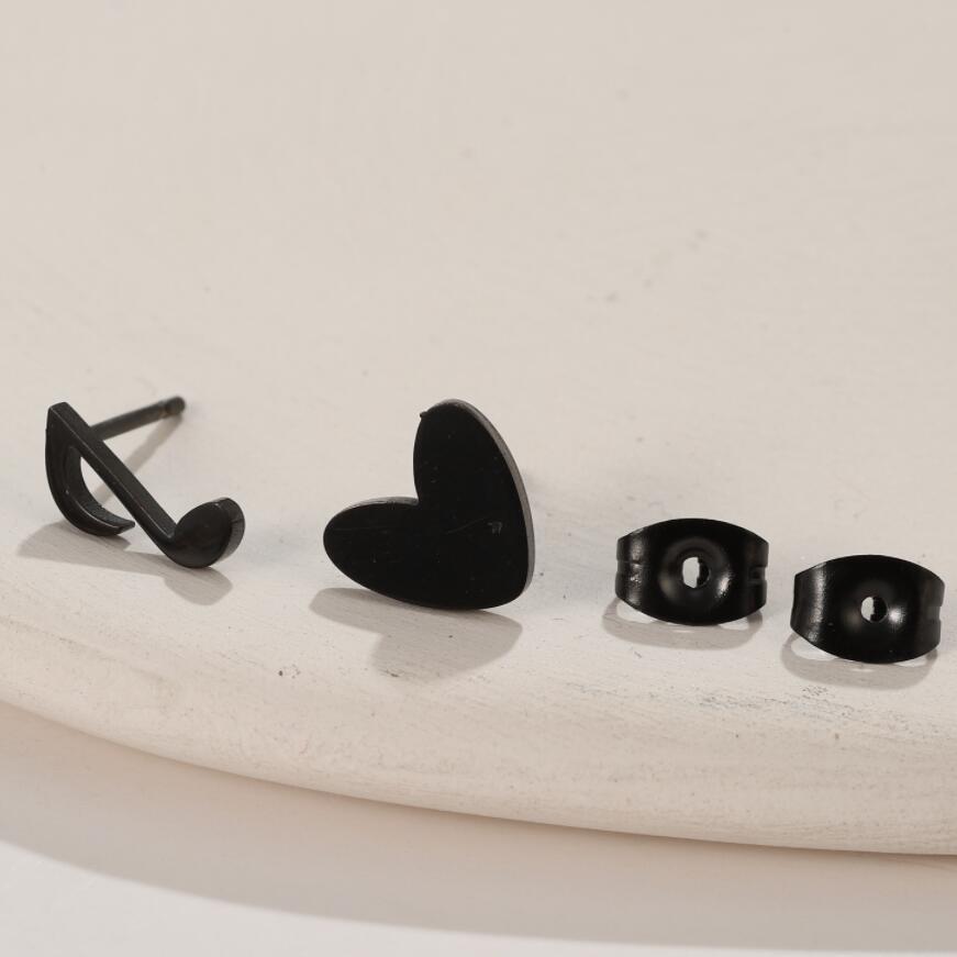 Daily Occasion 304 Stainless Steel Material 1 Pair Modern Style Simple Style Heart Shape Notes Asymmetrical Plating 304 Stainless Steel 18K Gold Plated Ear Studs