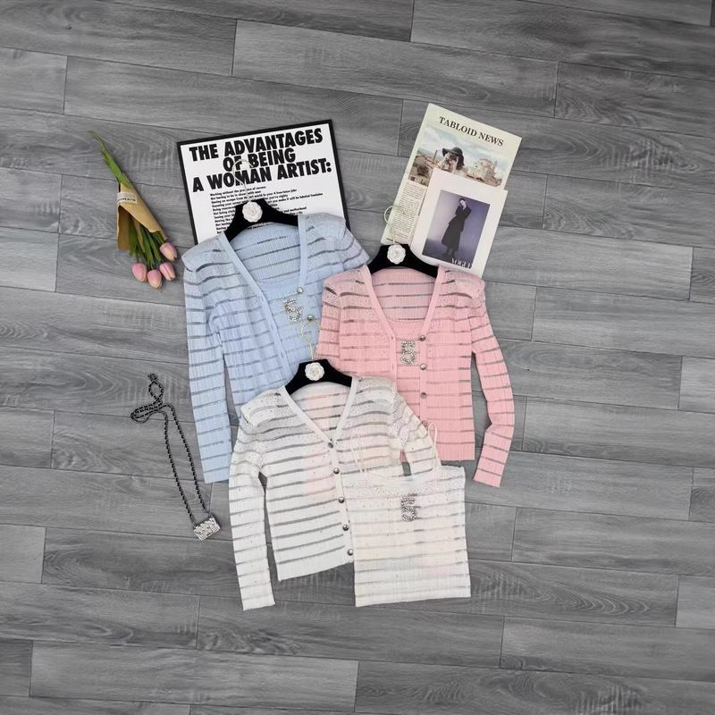 2026 Spring/Summer New Striped Gentle Style Sweet Cool Ladylike V-Neck Rhinestone Embellished Knitted Vest + Cardigan 2026 Spring/Summer New Striped Gentle Style Sweet Cool Ladylike V-Neck Rhinestone Embellished Knitted Vest + Cardigan