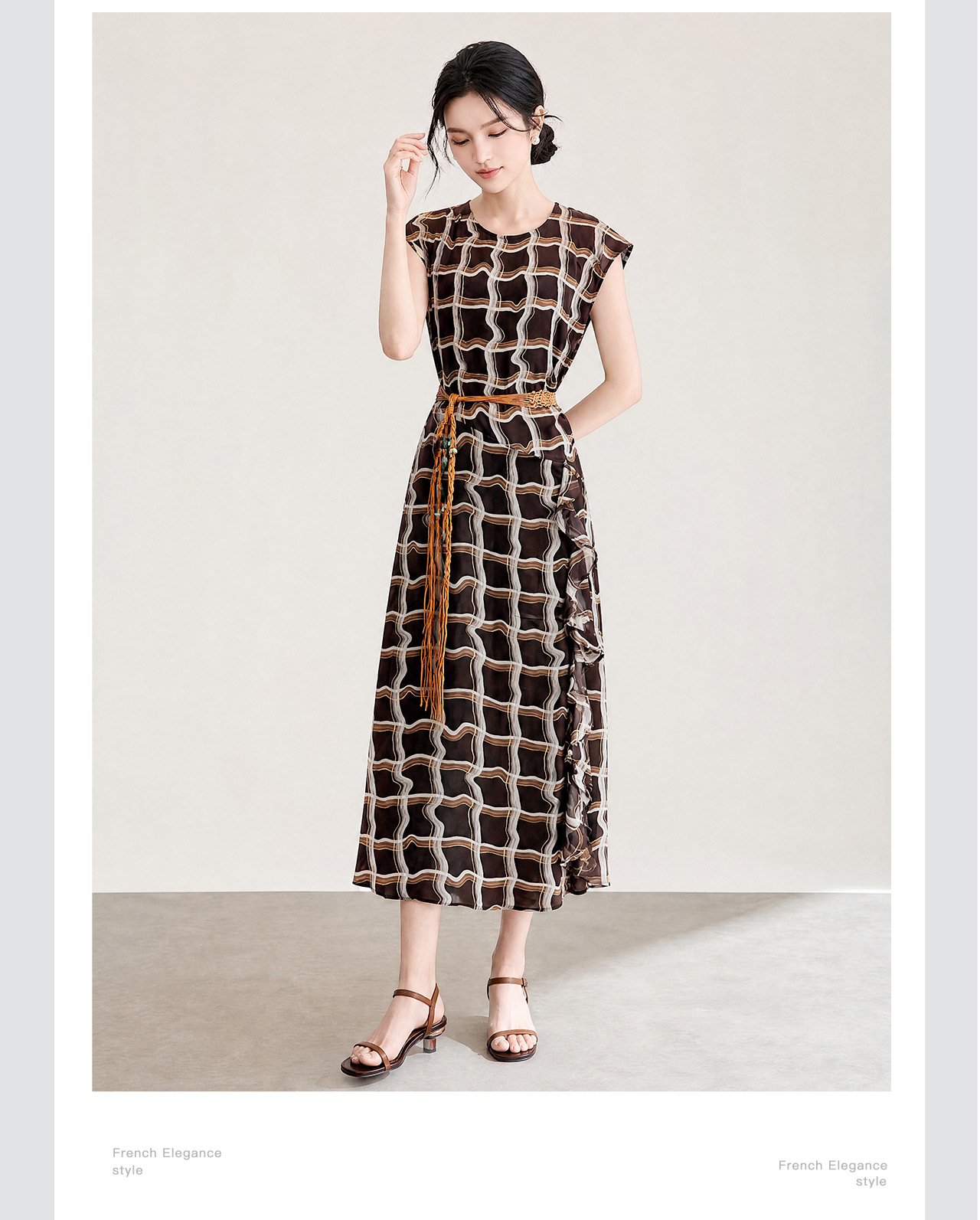 Đầm maxi nữ cổ điển họa tiết kẻ ô vuông, không tay, eo thắt dây, dáng suông dài — xanh lam chi tiết 8