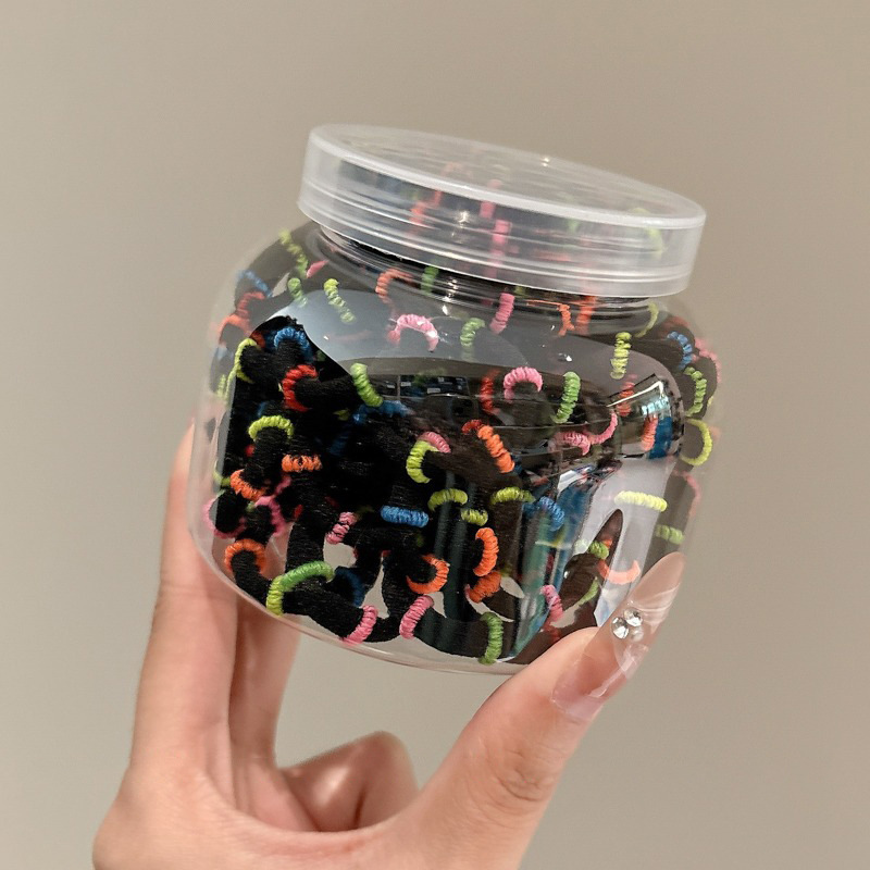 La alta elasticidad de los niños femeninos pequeños negros simples de la banda de goma no duele la banda de goma del pelo Tamaño pequeño cubierta de cuero cuerda de lazo de pelo banda de pelo tocado