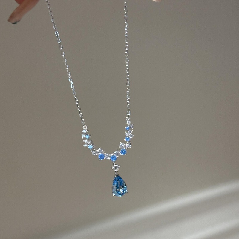 Light Luxury High-end Simple Smile Aquamarine Zircon Water Drop Necklace Dopamine Exquisite All-match Elegant Clavicle Chain