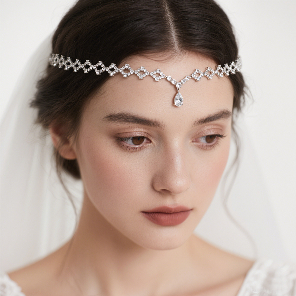 Cross-Border New Water Drop Forehead Chain for Women, Simple Exotic Princess, Elegant Temperament, Rhinestone Hair Chain, Bride Wedding Headdress