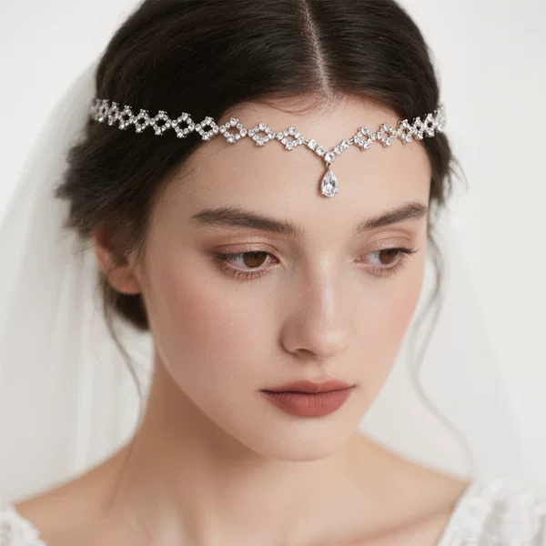 Cross-Border New Water Drop Forehead Chain for Women, Simple Exotic Princess, Elegant Temperament, Rhinestone Hair Chain, Bride Wedding Headdress