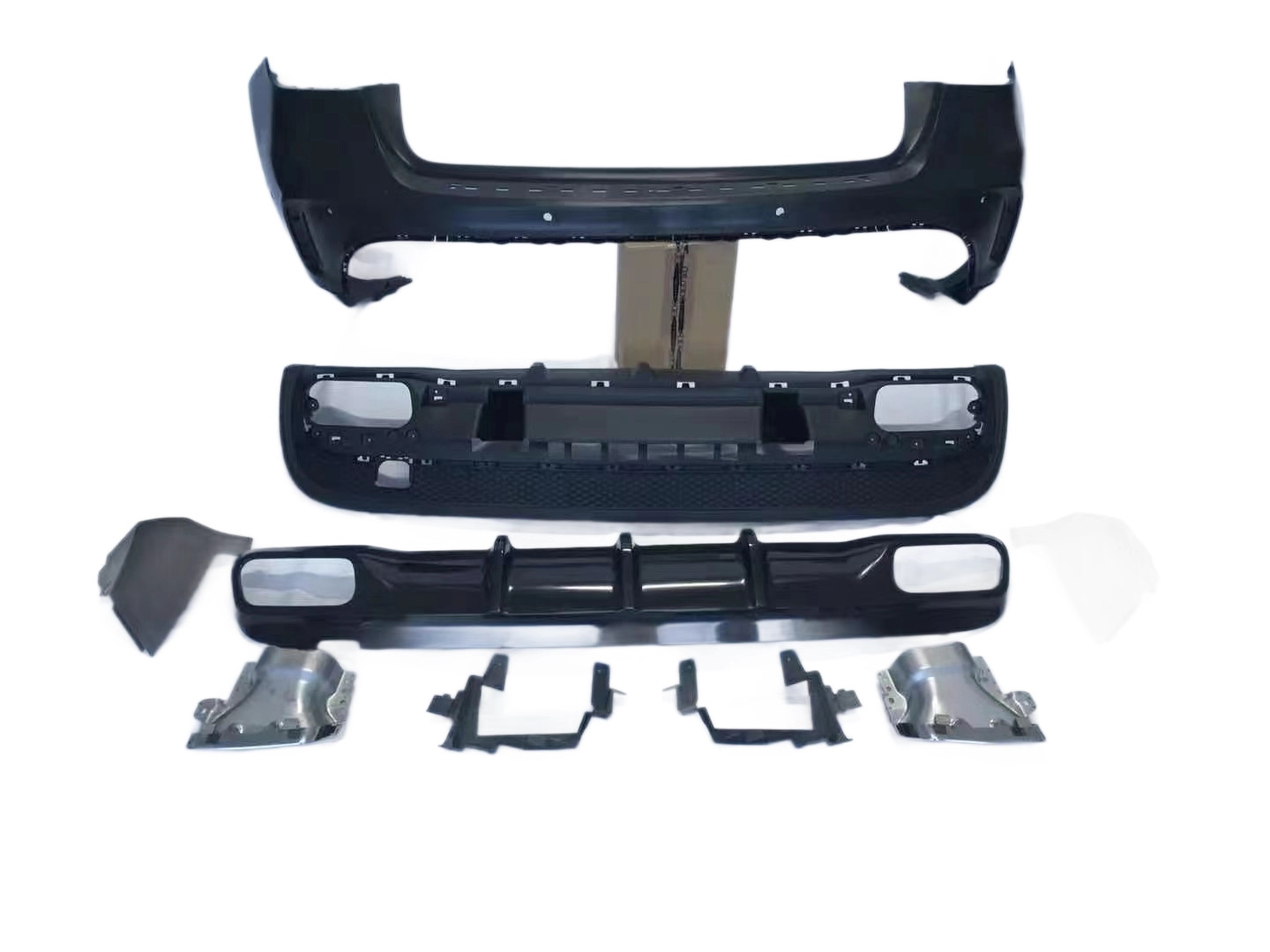 Suitable for Mercedes-Benz Gla X156 Modified 45 Large Surround Front Lip, Rear Lip, Center Net and Rear Wing Full Set of Upgrade Parts