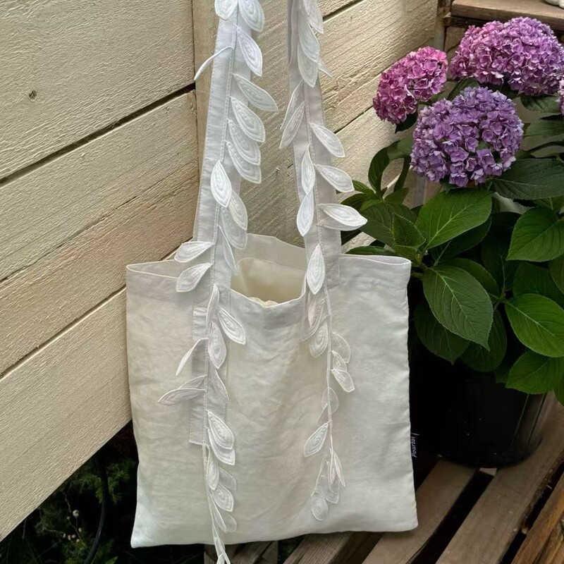 "Shape of the Wind" White Linen Shoulder Bag with Embroidered Lace, Artistic Cloth Bag, Niche Retro Fresh Cloth Bag
