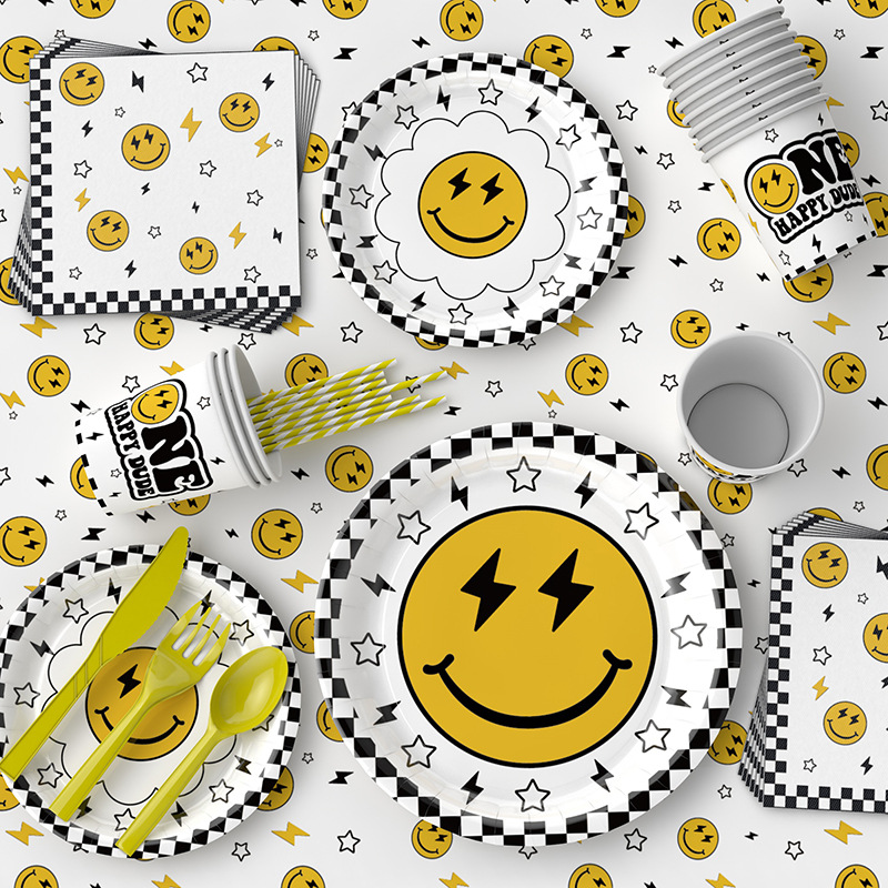 Transfronterizo en stock rayo Smiley fiesta de cumpleaños tema FELIZ DUDE tire de la bandera traje de placa de papel desechable