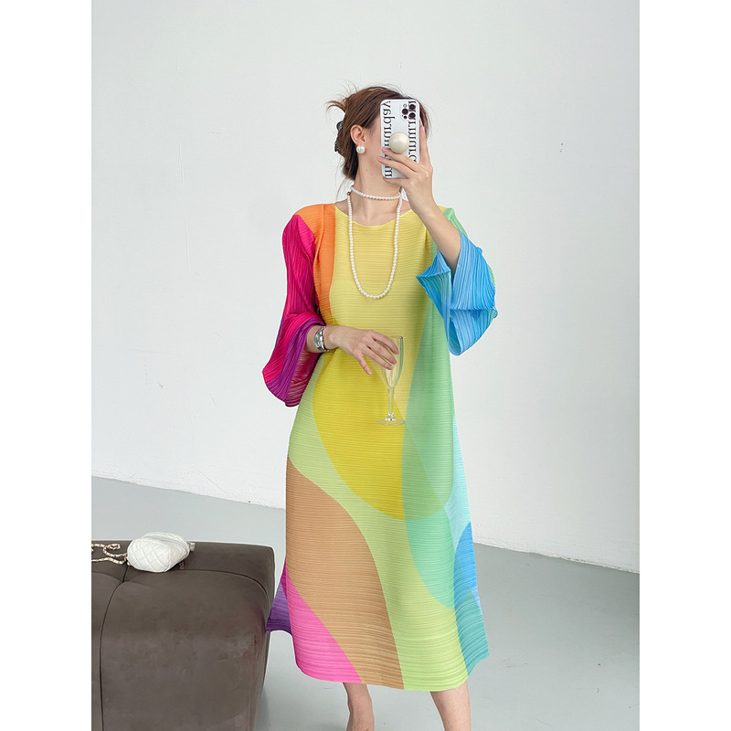 Miyake 2025 New Autum Color Block Printed Catwalk Pleated Dress with Elegant and Loose Flesh-Covering Long Skirt