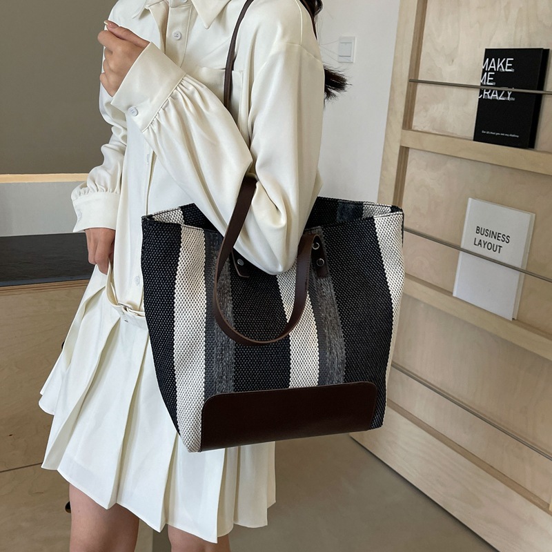 Bolso grande de tela gruesa vieja, lona femenina, tamaño, tamaño 2024, nuevo bolso de hombro de viajero de todo fósforo, bolso tote a rayas de color