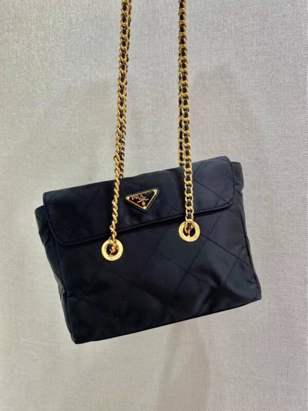 Middle Ages Flip Cover 1BD620 Medium 25cm Middle Ages Chain Rhomboid Bag Women's Bag Middle Ages Flip Cover 1BD620 Medium 25cm Middle Ages Chain Rhomboid Bag Women's Bag