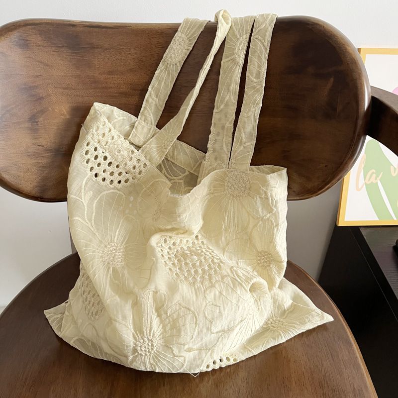 French Artistic Heavy Embroidery Hollow-Out Shoulder Bag Tencel Nylon Fabric Bag Romantic Elegant Women's Semi-Transparent Bag - Thumbnail 7