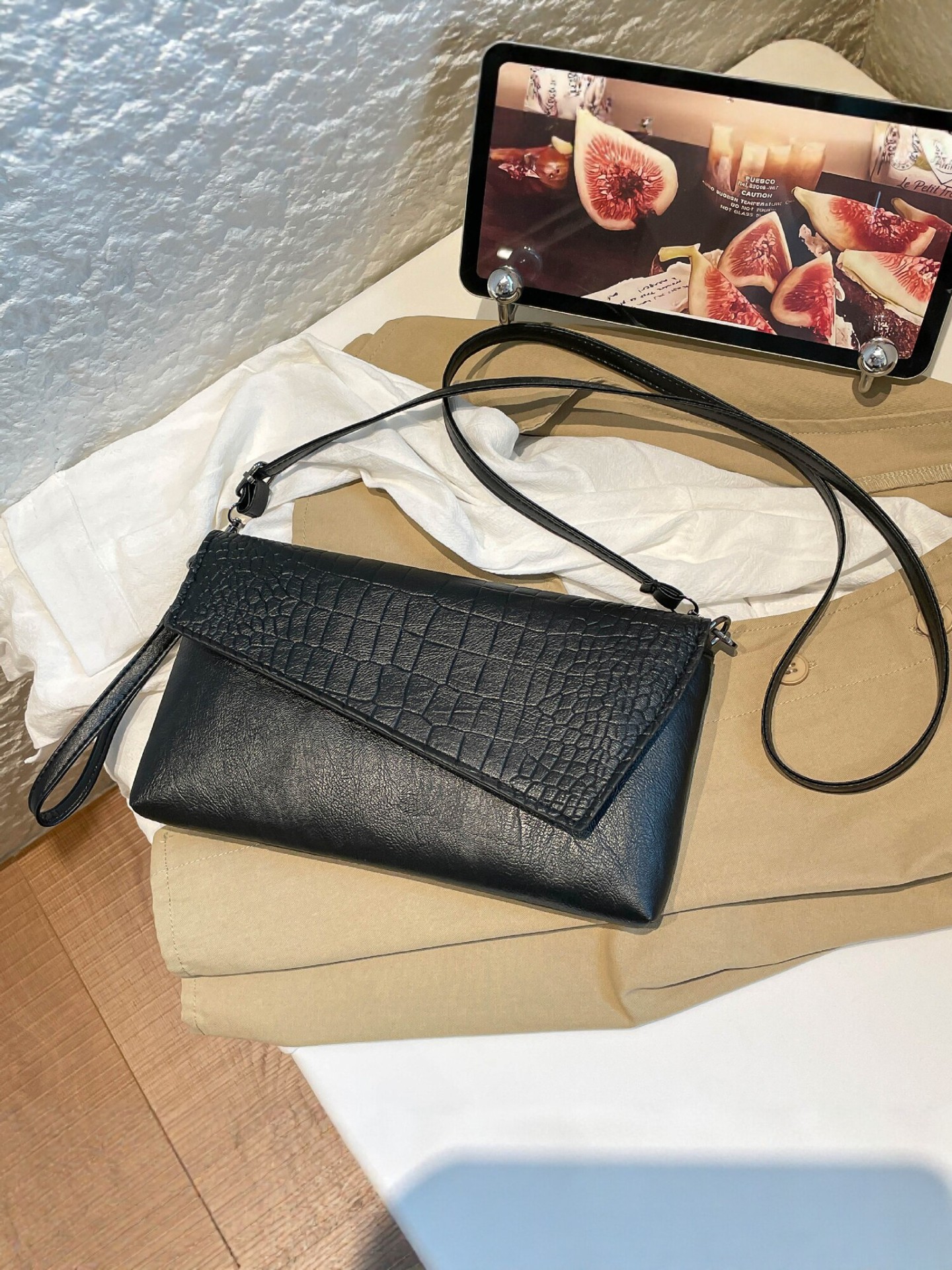 2026 nuevo cocodrilo negro bolso de mano bolso de sobres de mujer simple bolso de hombro de alto nivel