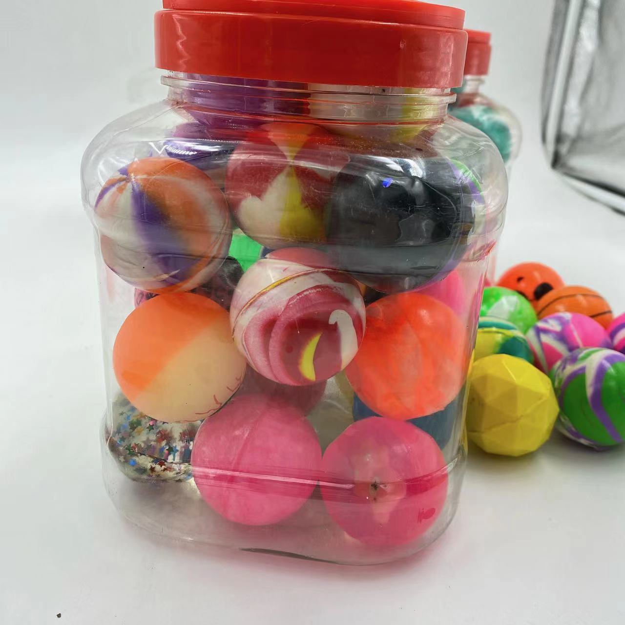 Pelota de rebote de goma Bola de salto sólido espalda Paddle relleno de juguetes para mascotas para niños máquina de giro al por menor especial