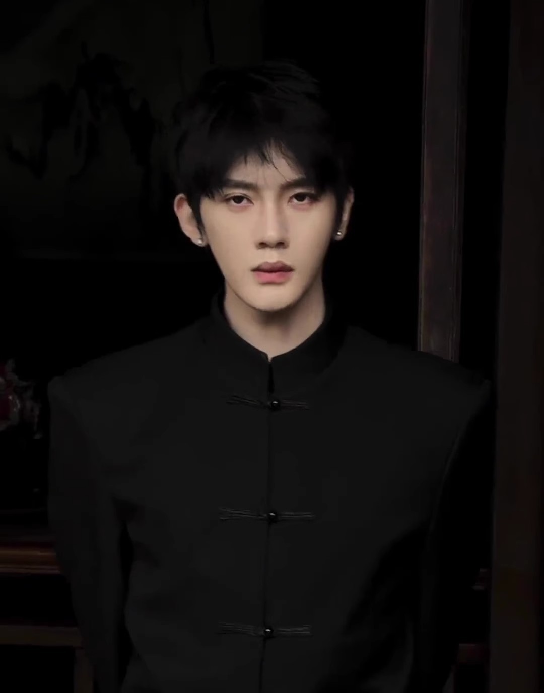 1 abito da uomo in stile cinese vintage con colletto rialzato e bottoni, design patchwork in pelle con nappe di nicchia, elegante e_voghion.com