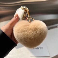 韓国インラブピーチハートぬいぐるみボールハート型車のキーホルダーかわいいペンダントパーソナライズされたクリエイティブバッグペンダントキー