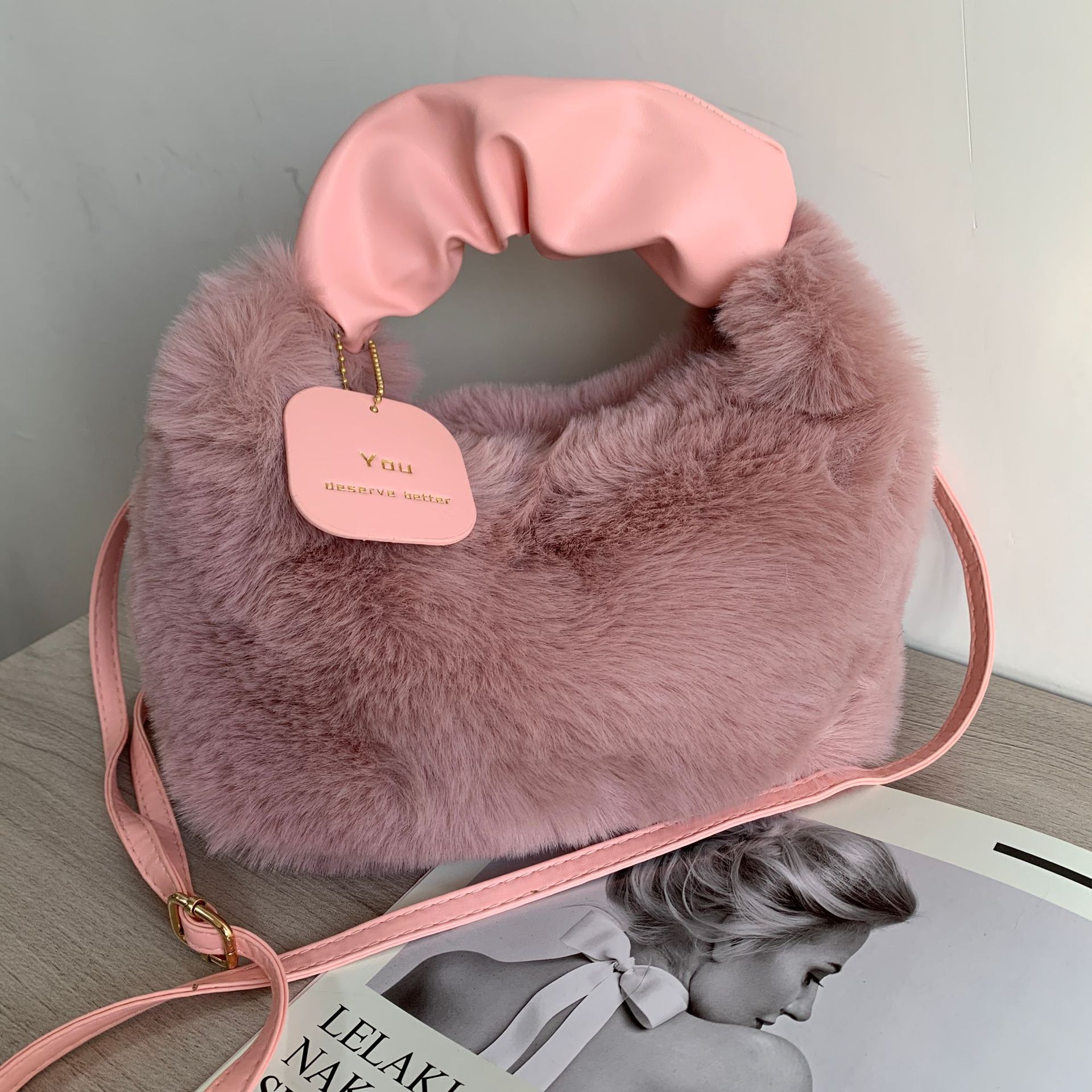 Bolsos de felpa, bolsos de mujer, bolsos de otoño e invierno, bolsos de mensajero, bolsos de marca, bolsos de pelo de mensajero de mano de todo fósforo de moda