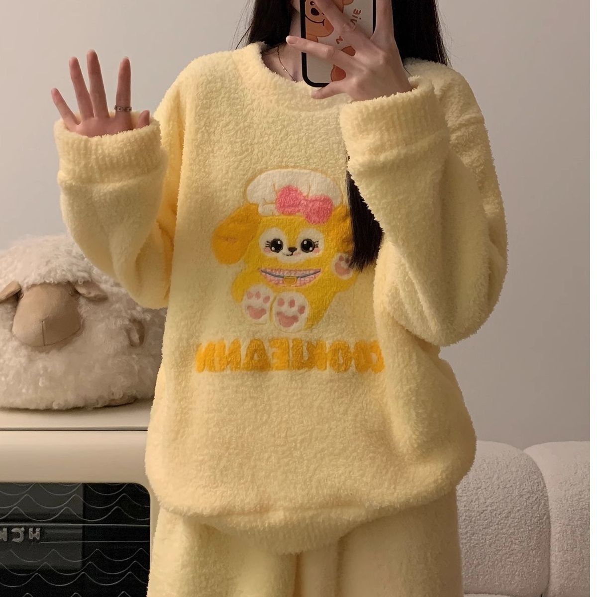 Al por mayor transfronterizo colorido mitad de lana azul KT pijama gato niña gruesa pantalones de manga larga suave conjunto de ropa para el hogar