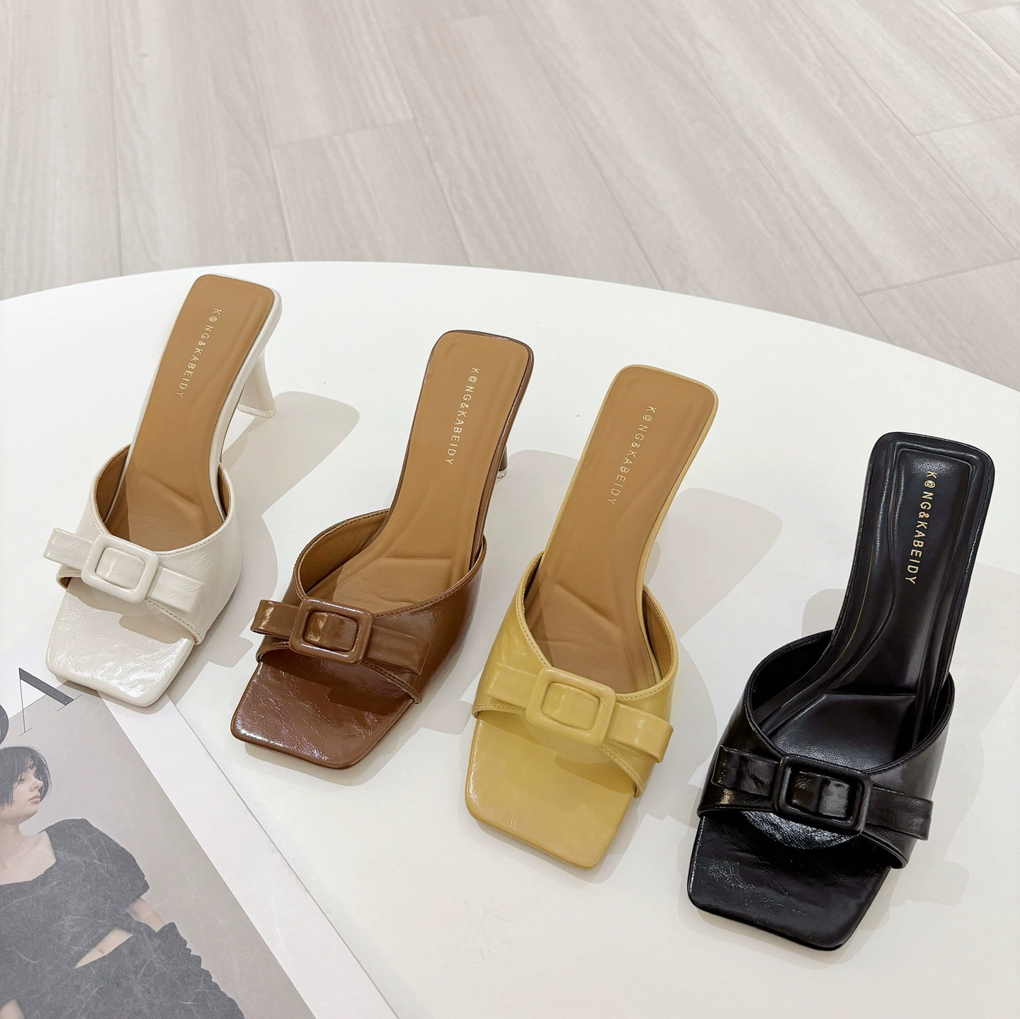 Блоггеры на высоком каблуке в 2025 году