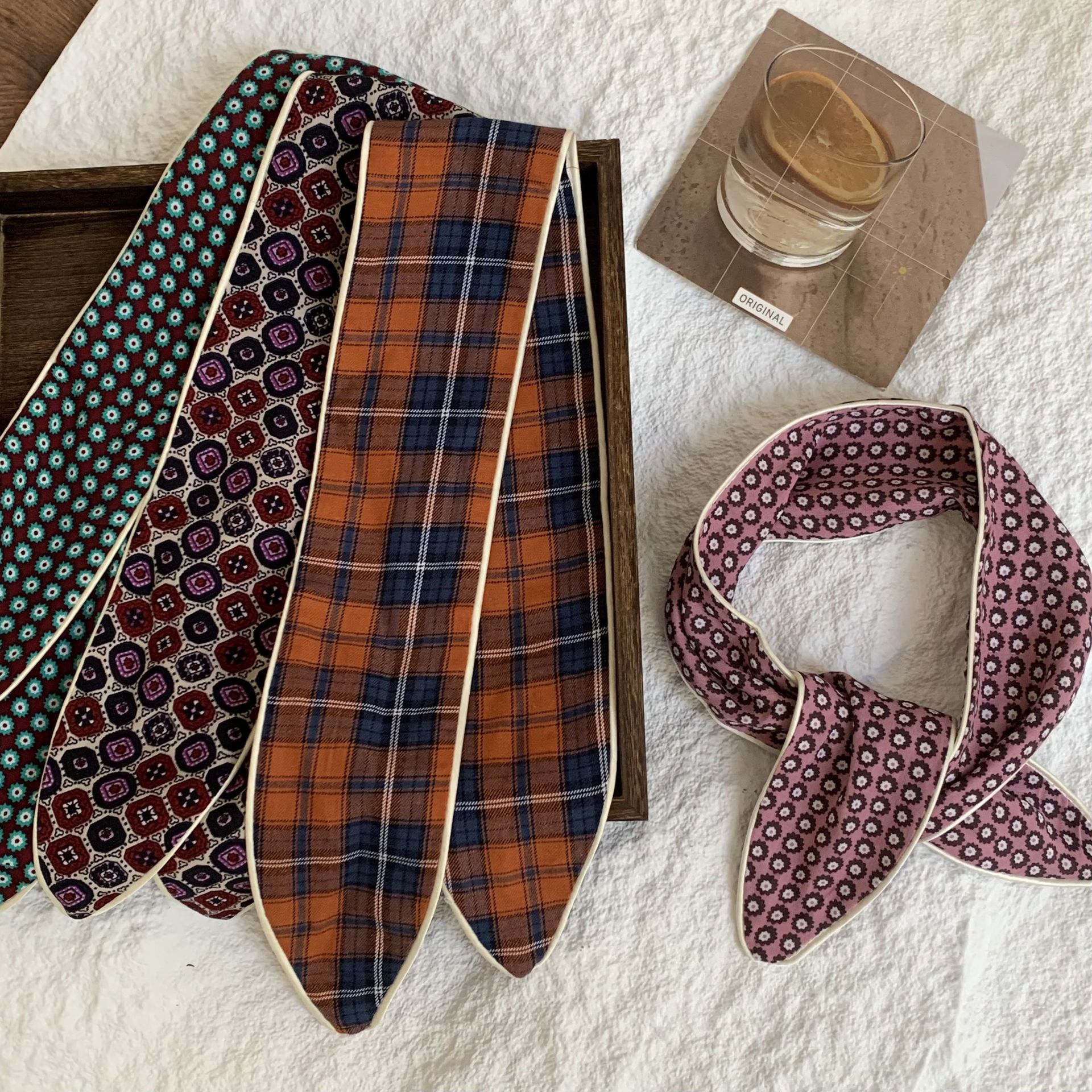 Pañuelo a cuadros Pañuelo de seda largo de algodón para mujer verano nuevo estilo pequeño estampado accesorios de todo fósforo bufanda de cuello correa para el cabello atado
