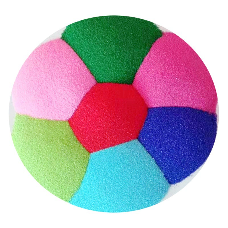 Окрашенный аквариум с цветным песком