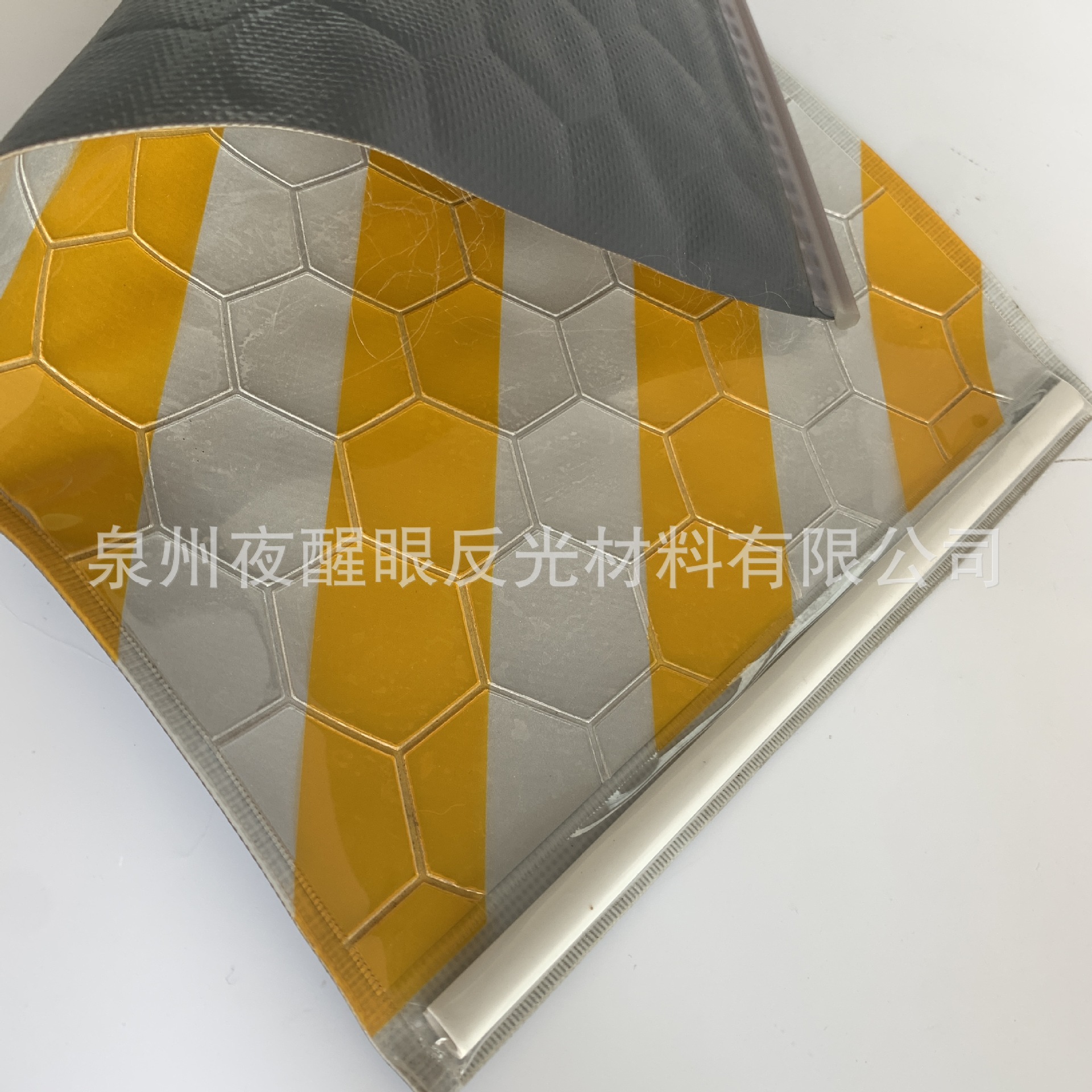 重型车辆举升飘旗车尾反光旗尾板货车颜色图定制螺丝安装警告标志