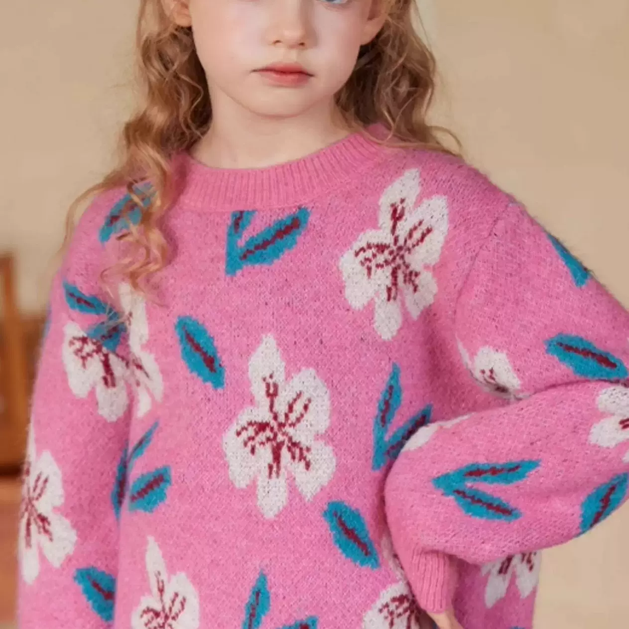 冬季女童复古提花中大童加厚毛衣 童趣圆领套头童装源头工厂定制