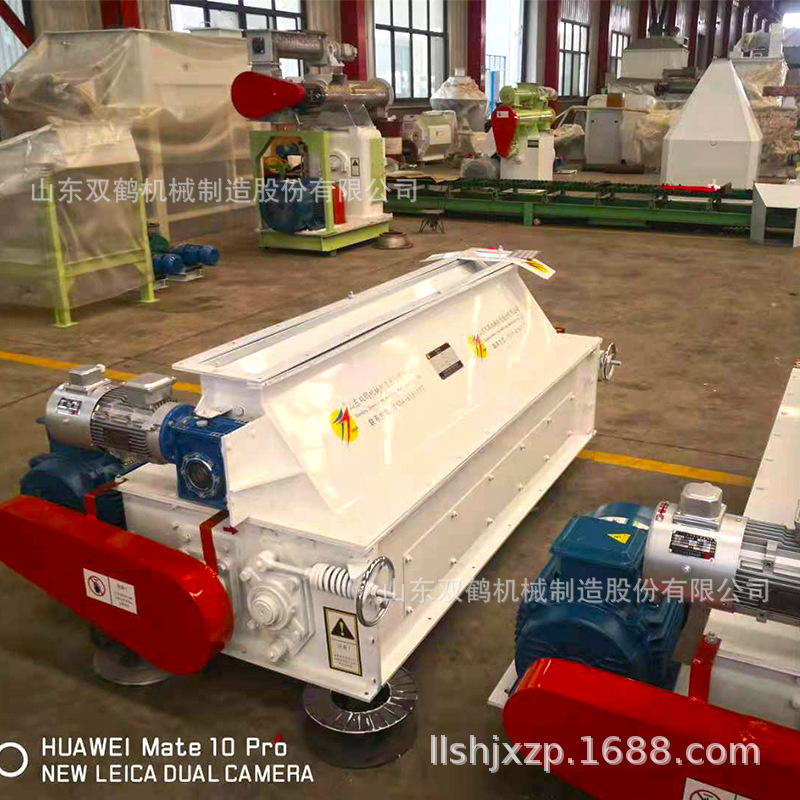 SSLG15*80型号对辊式破碎机生产厂家 双鹤机械玉米碎粒机 1-10吨