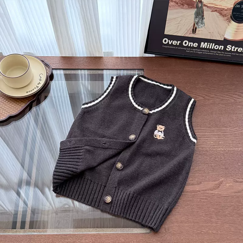 女童毛衣春秋2026韩版卡通熊女宝宝开衫棉毛衣背心马甲中小童无袖