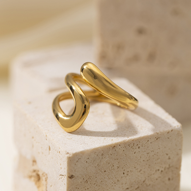 Anillos de acero inoxidable exagerados de alta calidad, anillos irregulares, joyas de mano, anillos de mujeres europeas y americanas.