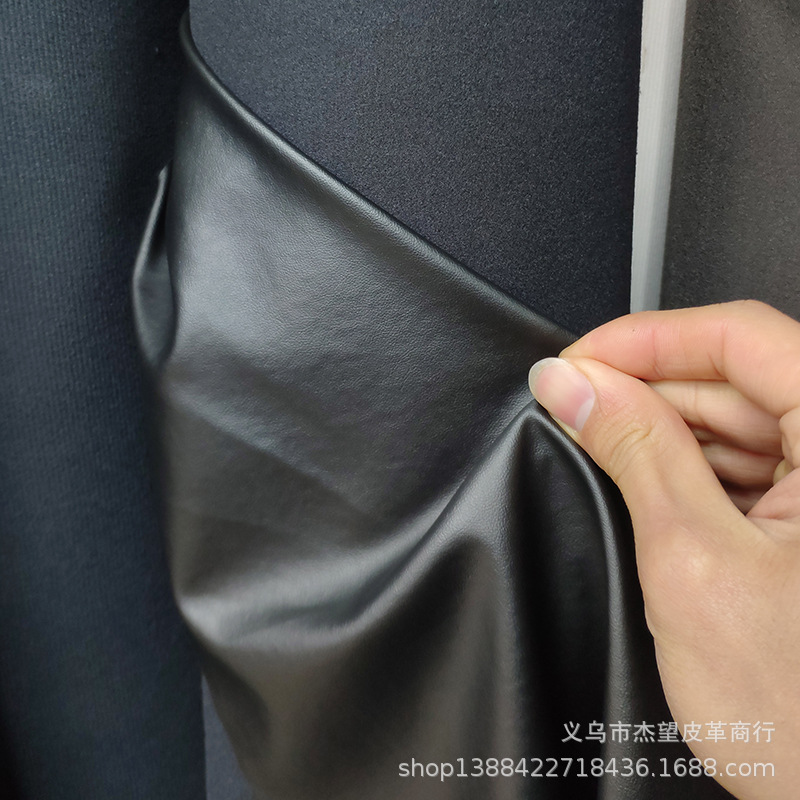 半PU黑色细纹首图