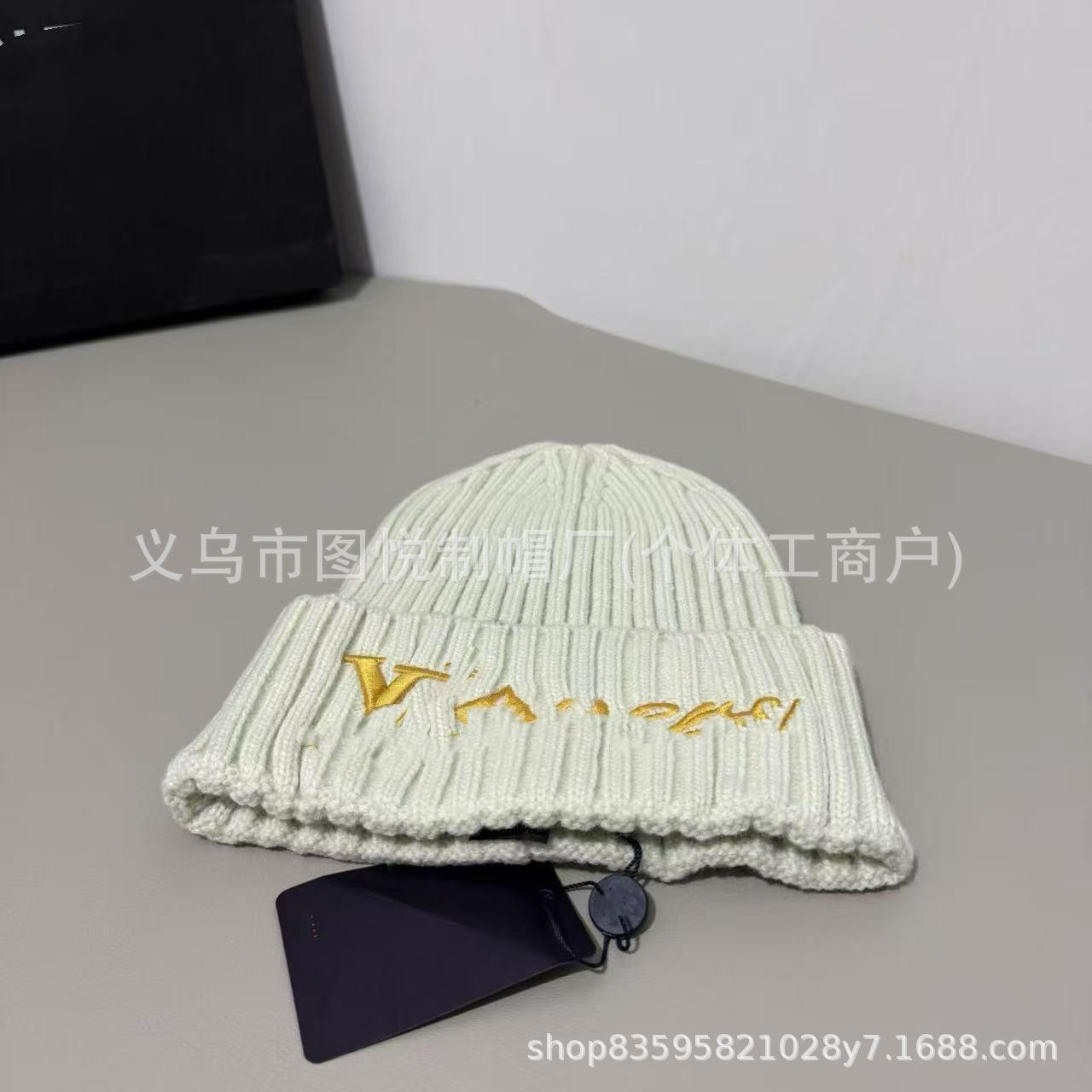 청록색(문자 자수)