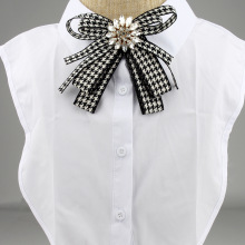 外贸热销新款衣饰 韩版女式镶钻千鸟格蝴蝶结领针胸针 厂家批发