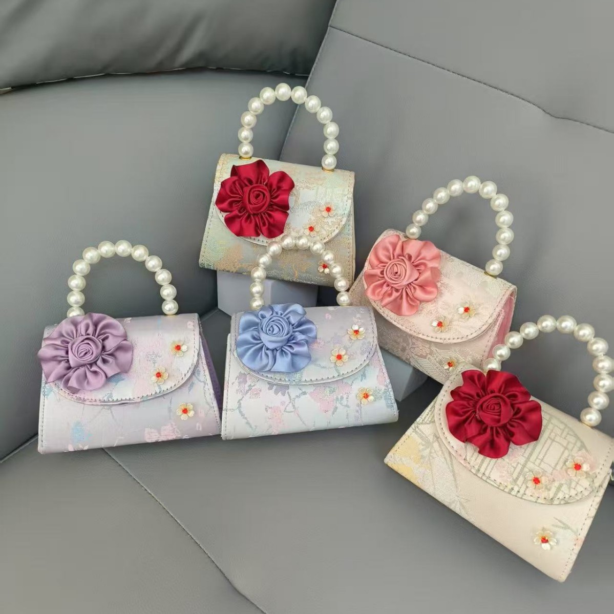 Bolso de princesa de niñas 2025, otoño nueva chica lindos bordillos de encaje mochila bolso de perlas de estilo chino Aisha