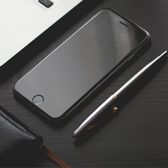 適用iPhone15紫光14二強12pro亮邊磨砂11防指紋蘋果13鋼化膜XSmaX