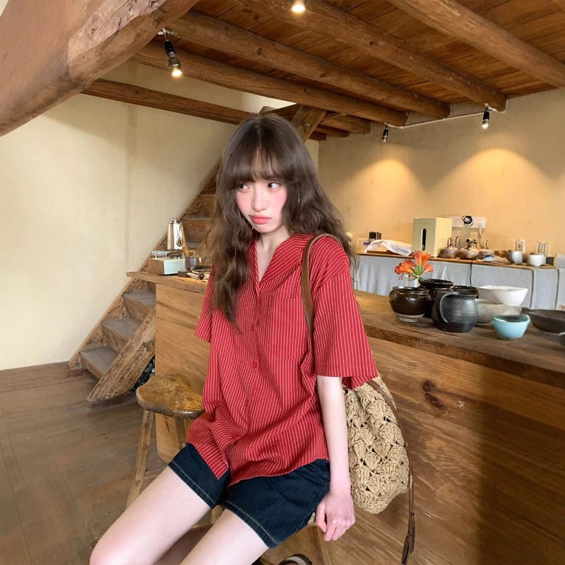 Niche Design Striped Short-Sleeved Shirt for Women Summer 2025 New Style Loose Casual Suit Collar Top