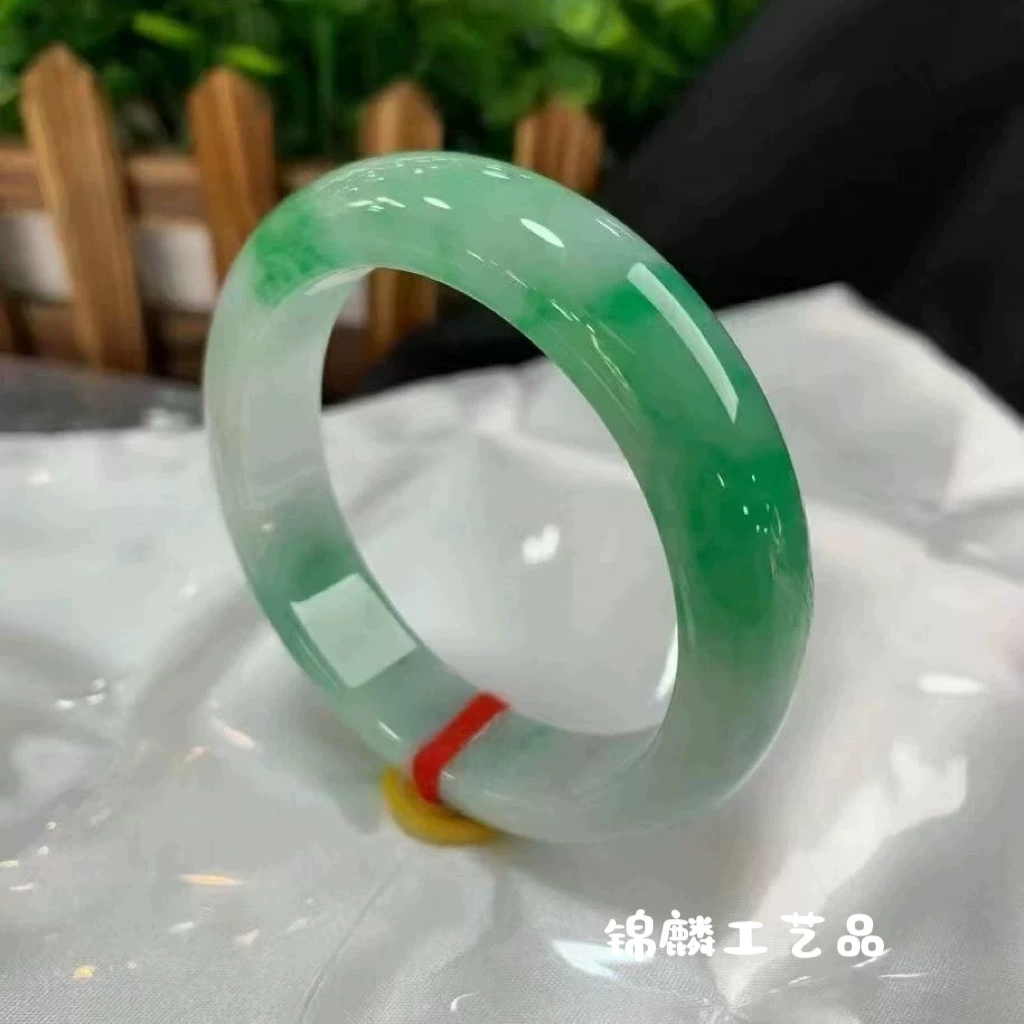 [Бесплатная доставка] Браслет из обработанного нефрита Мьянмы Браслет из ледяного нефрита Светло-зеленый браслет из нефрита с плавающим цветком Женский нефритовый браслет