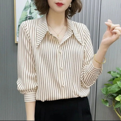 新しいファッショナブルなストライプの女性の長袖シャツ、多用途でスリムな春夏シャツ、韓国風の長袖シャツ、女性の襟付き