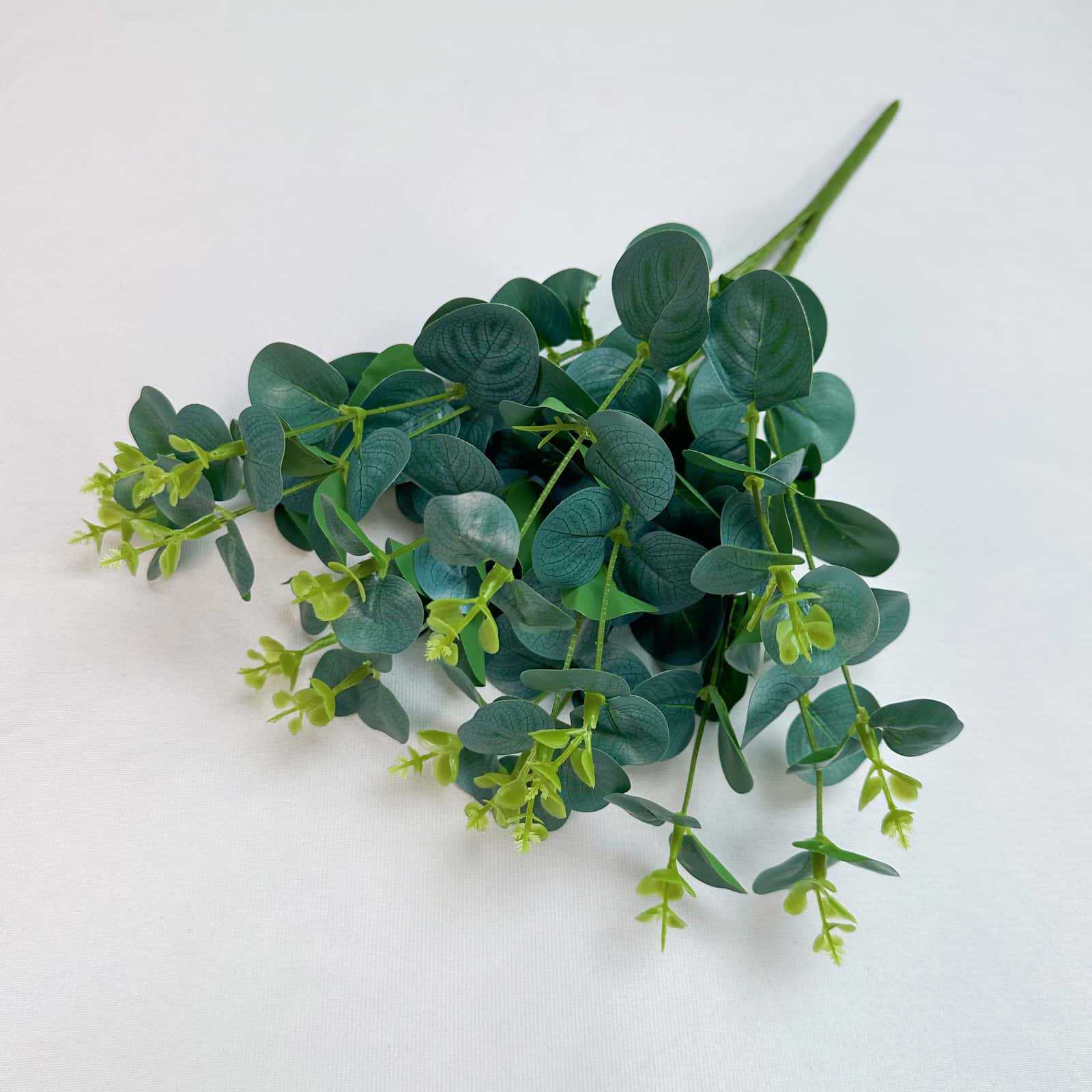 Planta Artificial de Eucalipto 16 Ramas de PU y PVC para Bodas y Paredes image 9