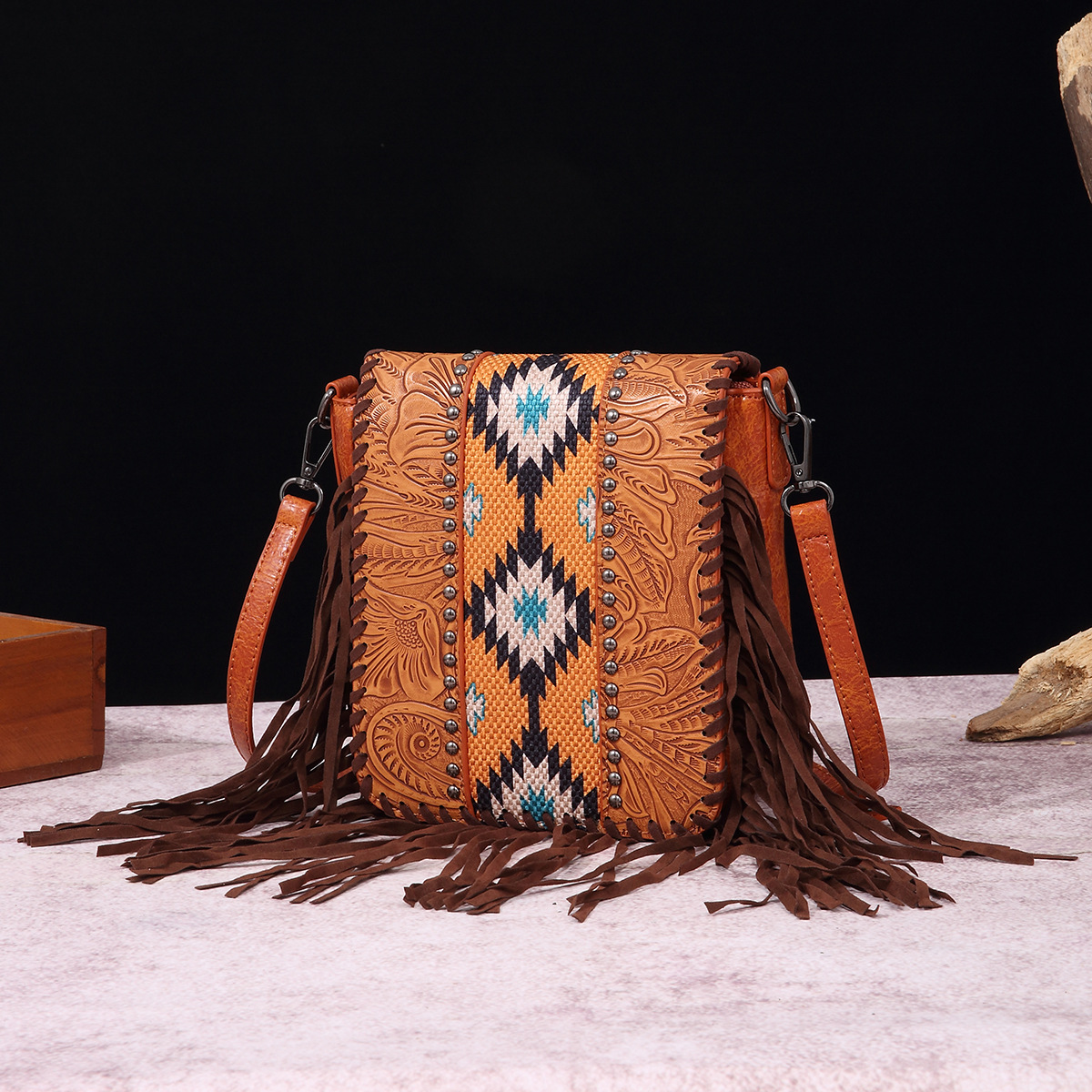 Borse a tracolla per donna Borsa a tracolla in pelle bohémien stampata vintage europea e americana in cotone e lino Borsa da donna alla moda personalizzata_voghion.com