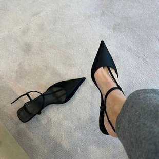 French Baotou Cat Heel Sandals Women's Thick Heel 2024 New Summer Medium Heel Pointed Toe Black Casual Casual Shoes for Women