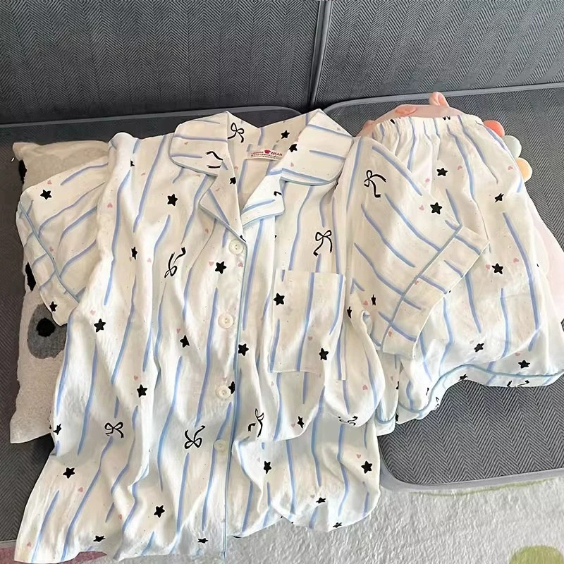 파란색 줄무늬 별