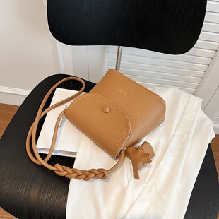 High-grade texture bag for women Summer new fashion casual large capacity shoulder small square bag crossbody women's bag wholesale