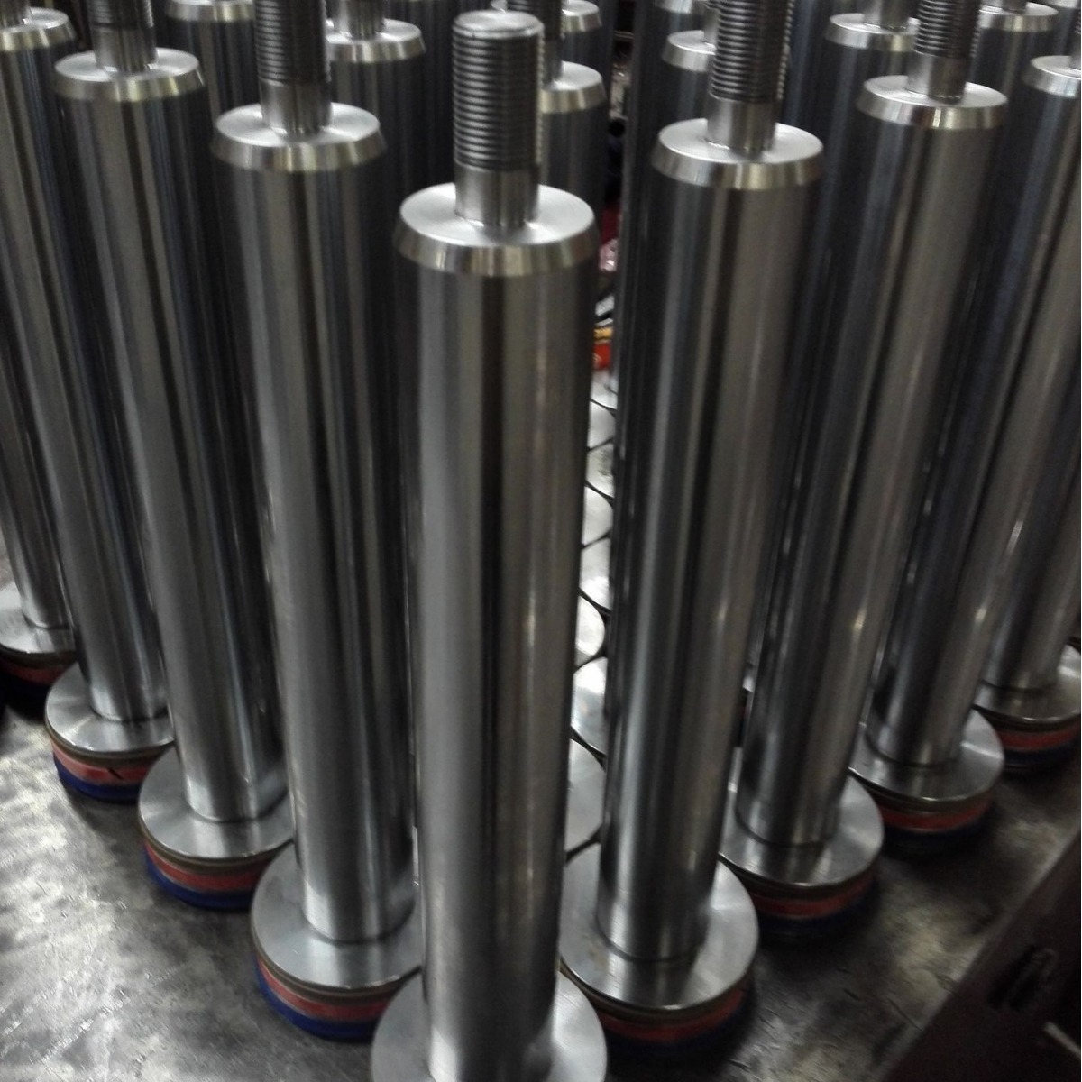 厂家供应活塞杆 镀铬棒 镀铬硬轴 镀铬光轴 镀铬软轴 油缸活塞杆