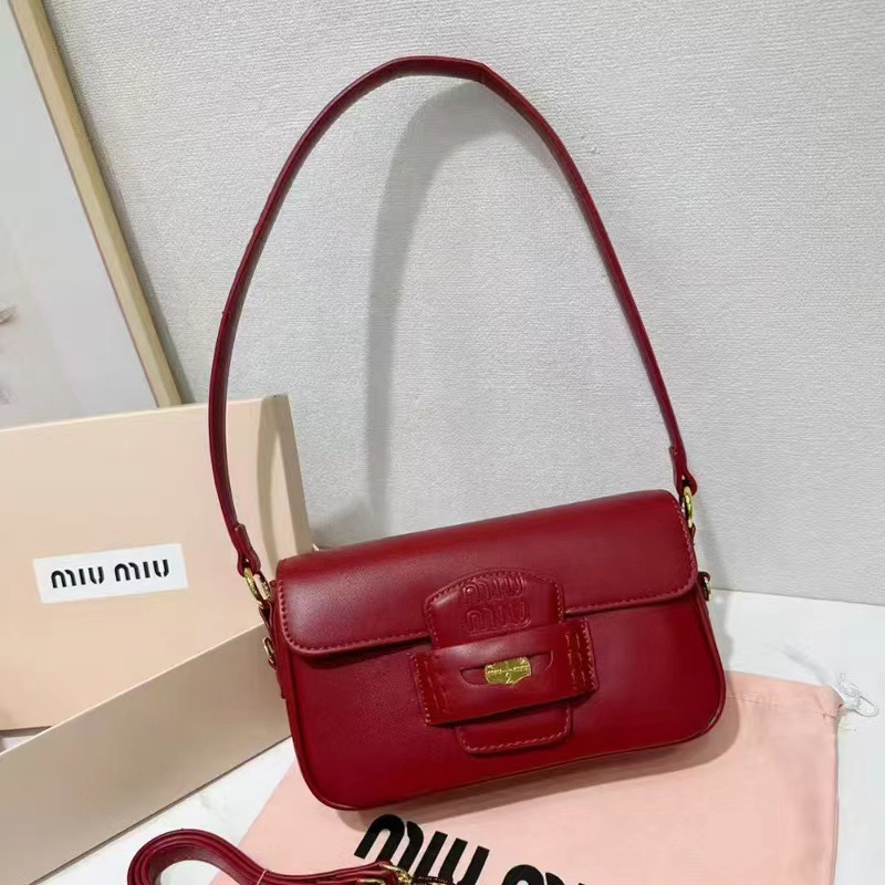 빨간색; 선물 상자 포장