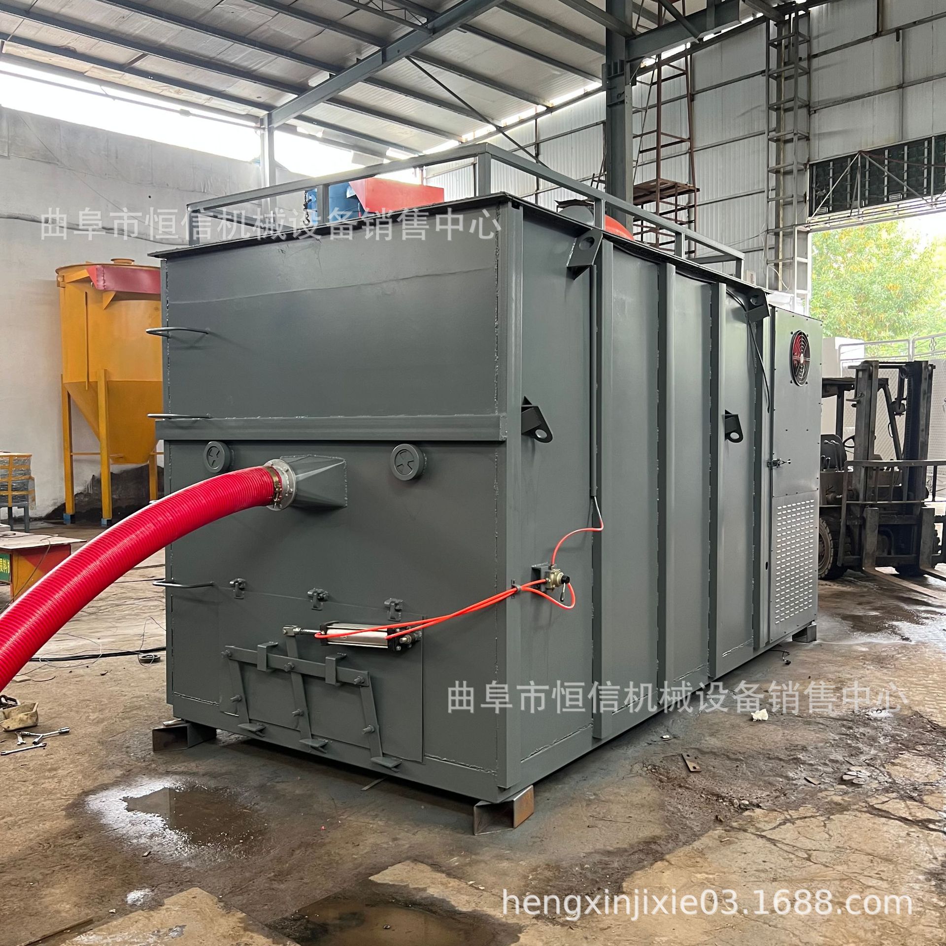 青海四米二电厂锅炉灰渣吸灰车zcjb 电厂堆积飞灰真空吸尘车直供