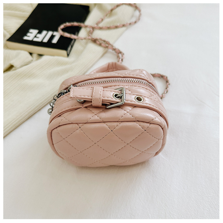 175g Weight Sewing Thread Fashion Element Zipper Closure Type Single Shoulder Strap Strap Type Shoulder Bag Bags Type Daily, Shopping Occasion pu Material Lingge Pattern All Seasons Season Girl'S Gender Basic Style Square Shape Girl'S Pu Lingge Basic Sewing Thread Square Zipper Shoulder Bag 21