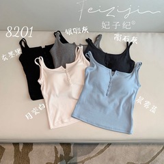 妃子纪8201交叉双肩带纽扣吊带背心带胸垫舒适固定杯美背内搭外穿