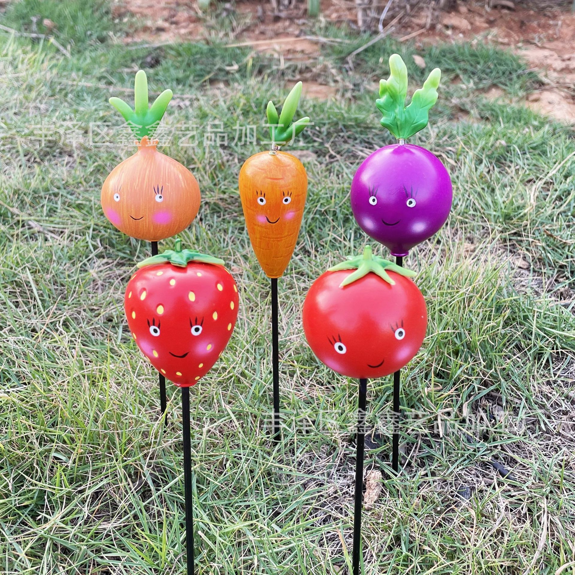 Cross-border gardening garden decorations outdoor decorative plastic crafts fruit and vegetable flower holder craft gifts