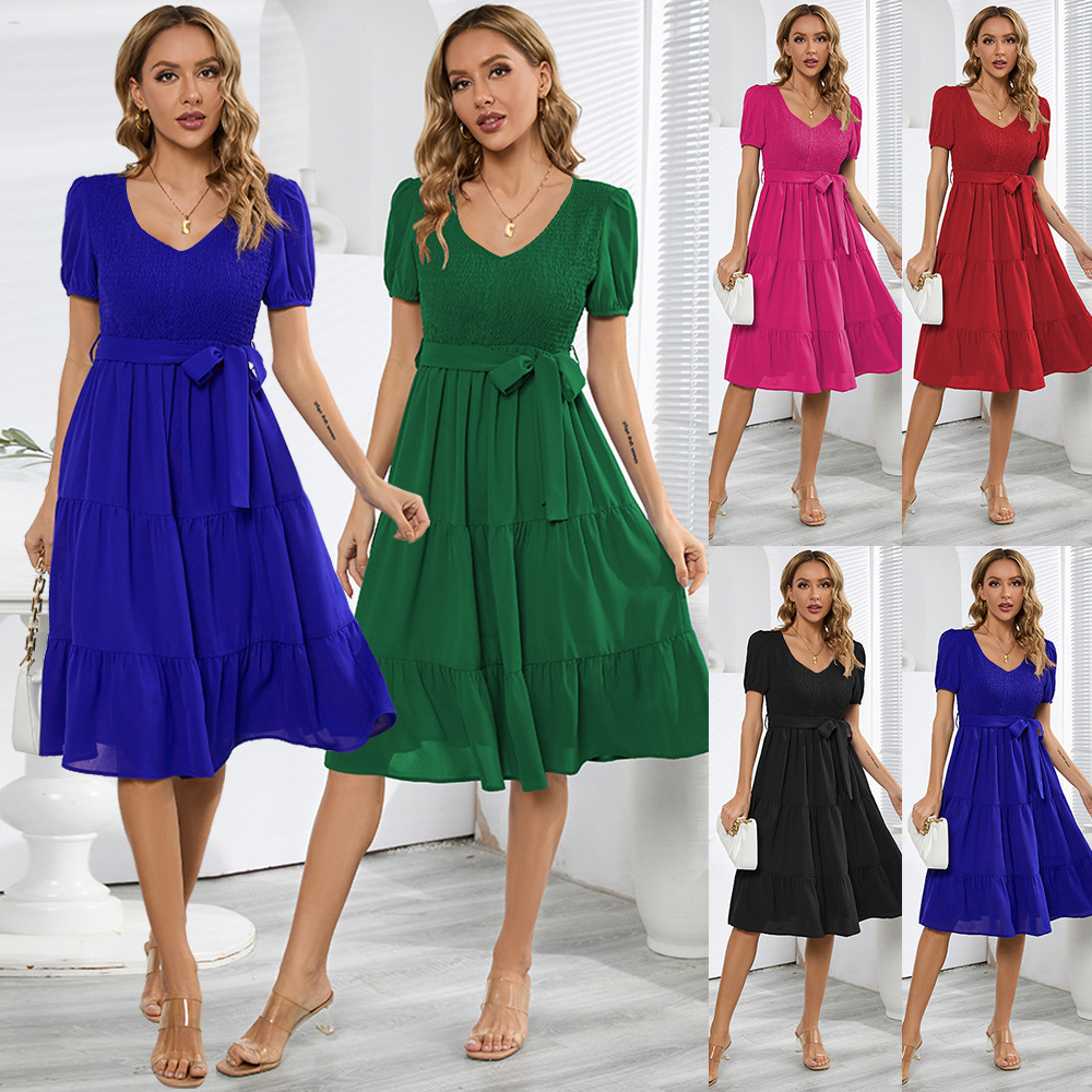 summer dress with a round collar