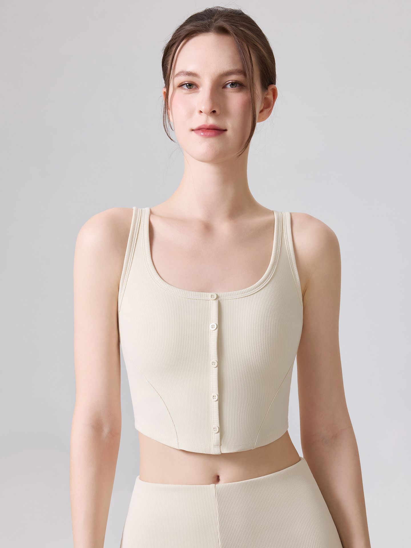 Verano sensación desnuda pequeña cintura botón chaleco deportivo pantalones cortos de mujer cintura delgada pecho pequeño se reúnen con el pecho vestido